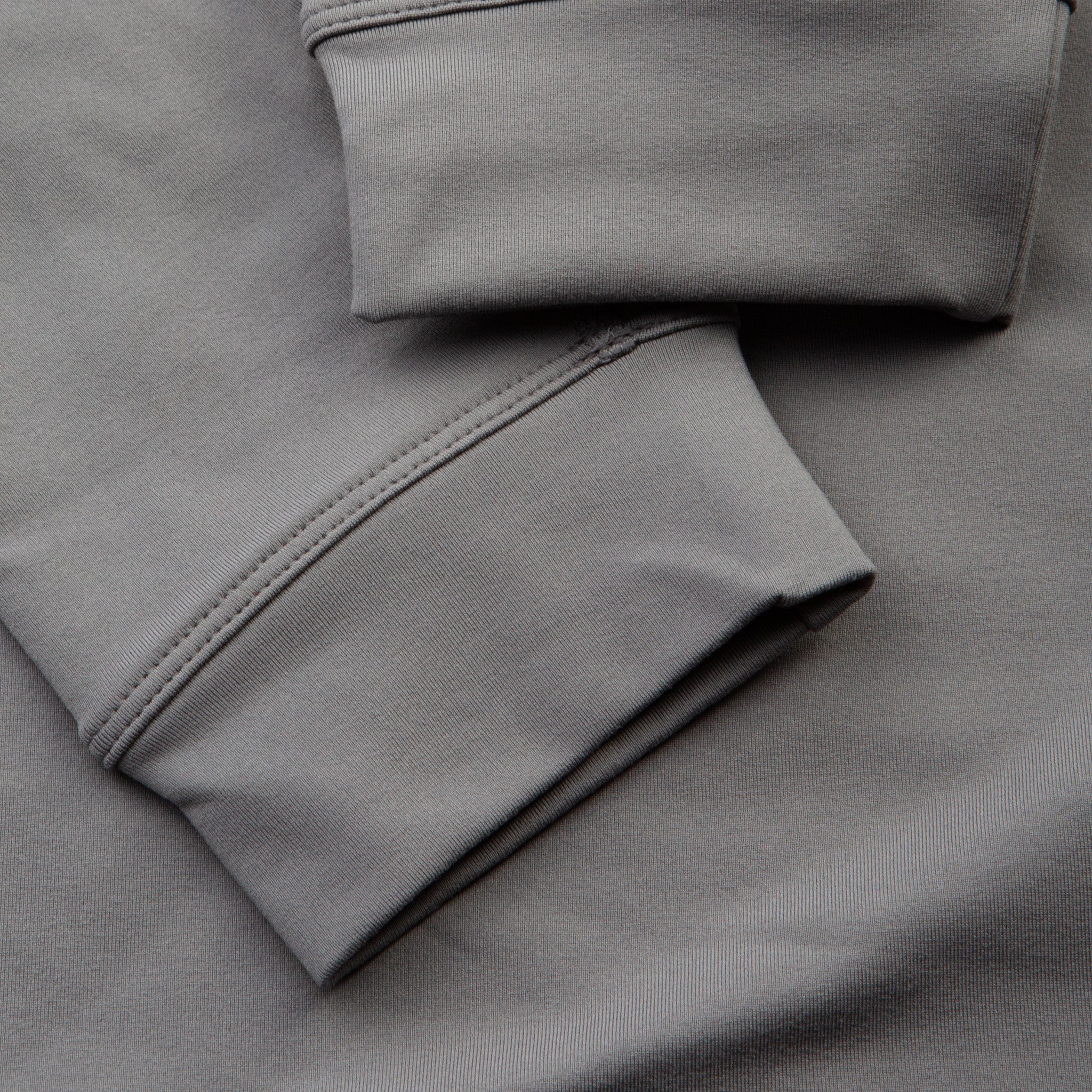 210000045289-arcteryx-m_rho_lt_zip_neck-grey-d3