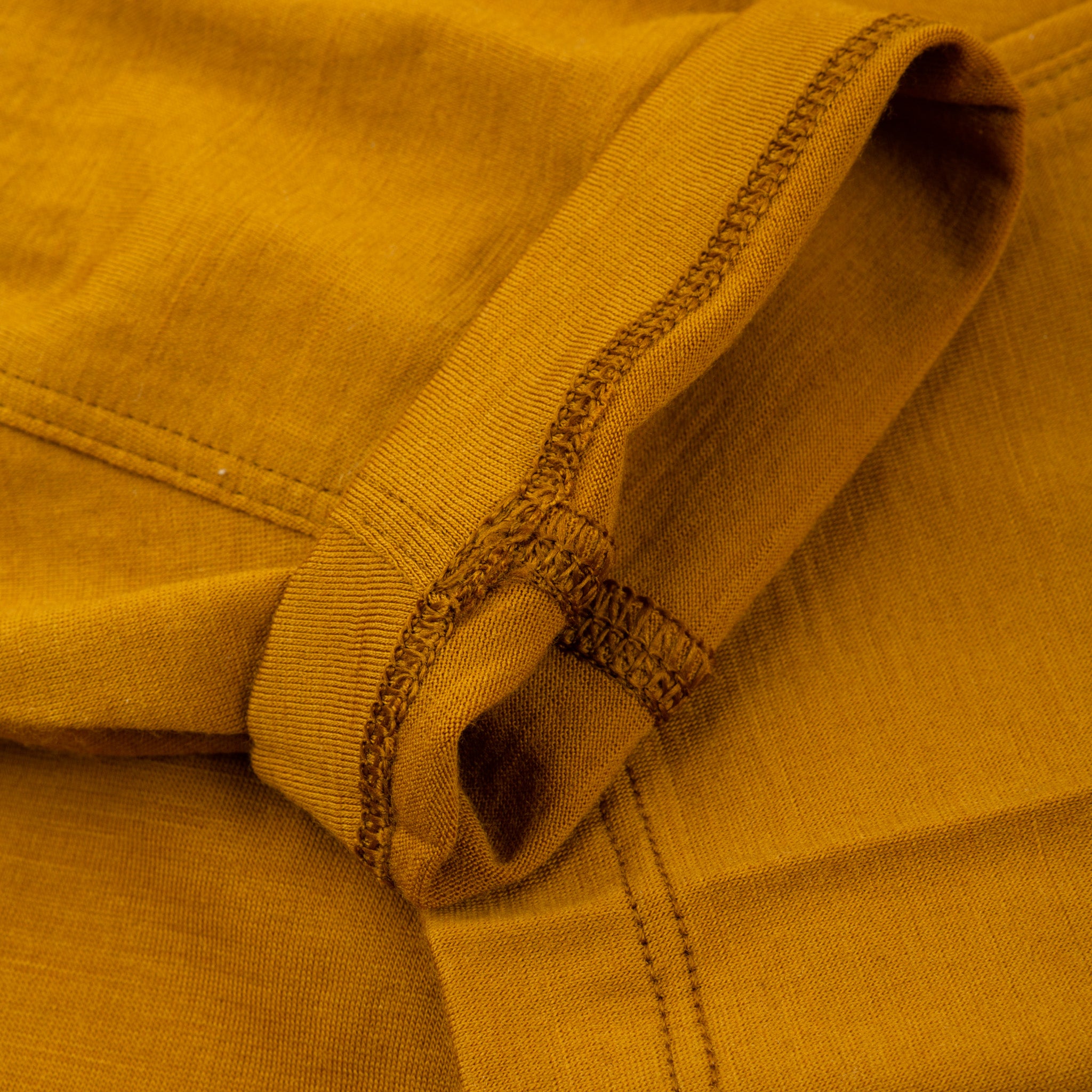 210000047957-arcteryx-m_lonia_merino_wool_hoody-yukon-brown-d2